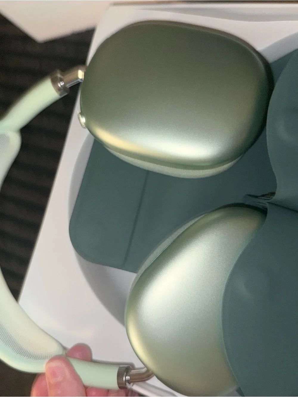 Apple smooth stainless