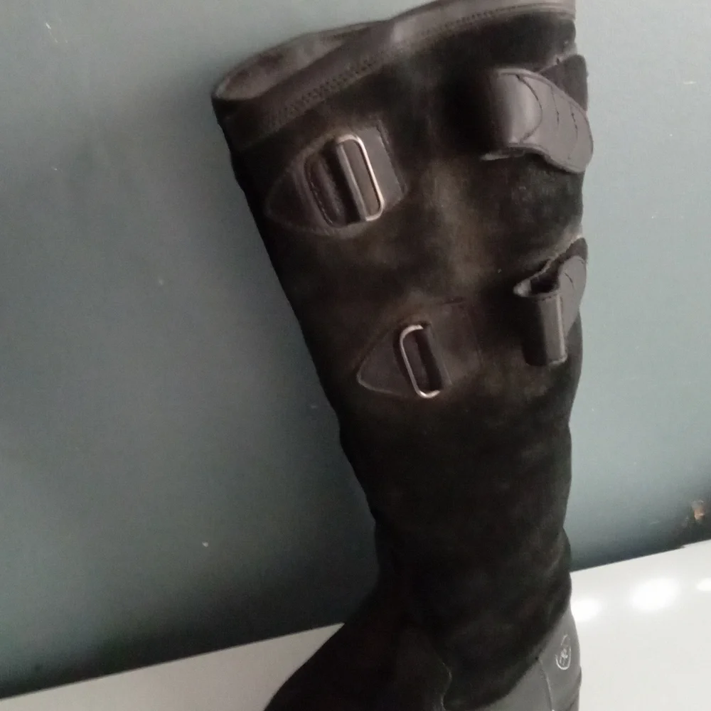 Ariat step into