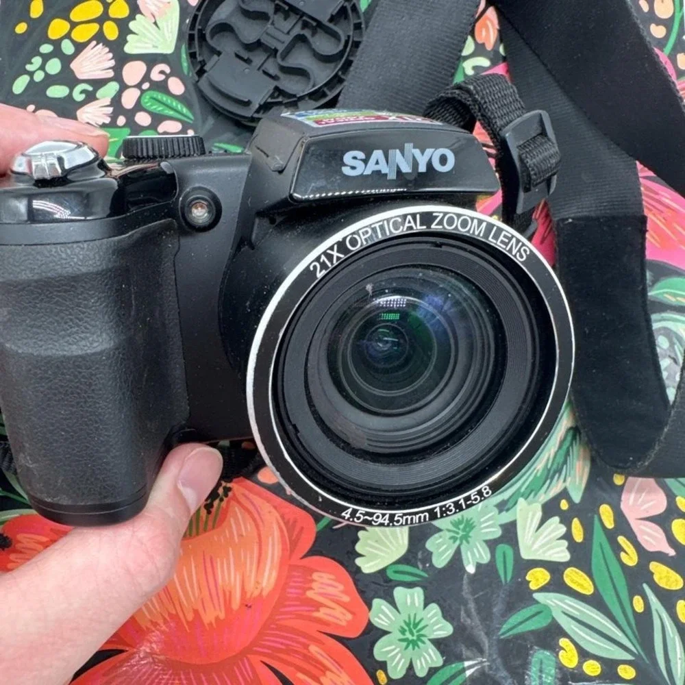 SANYO vpc e2100