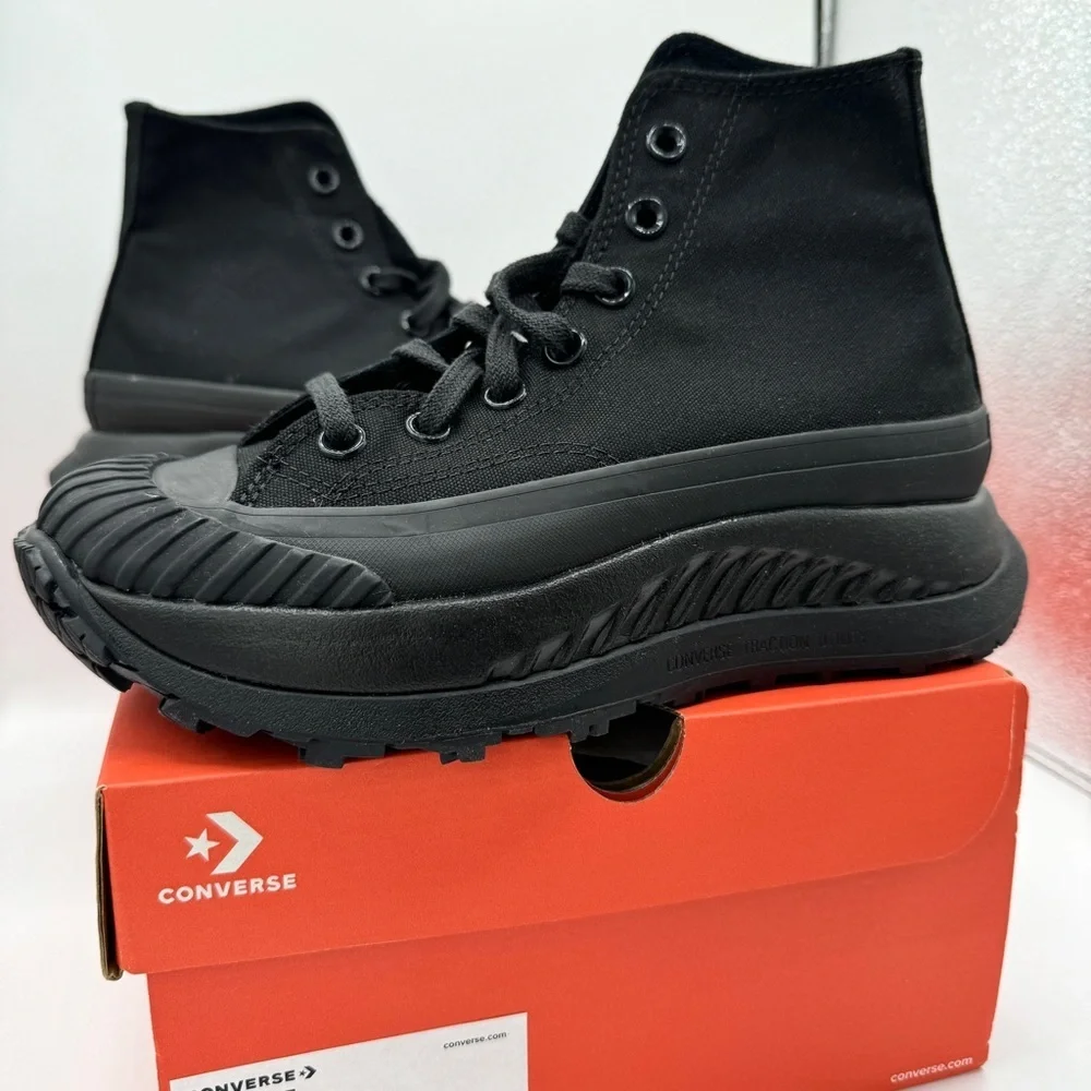 Converse brand new