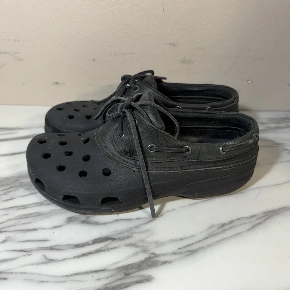 CROCS islander pitcrew