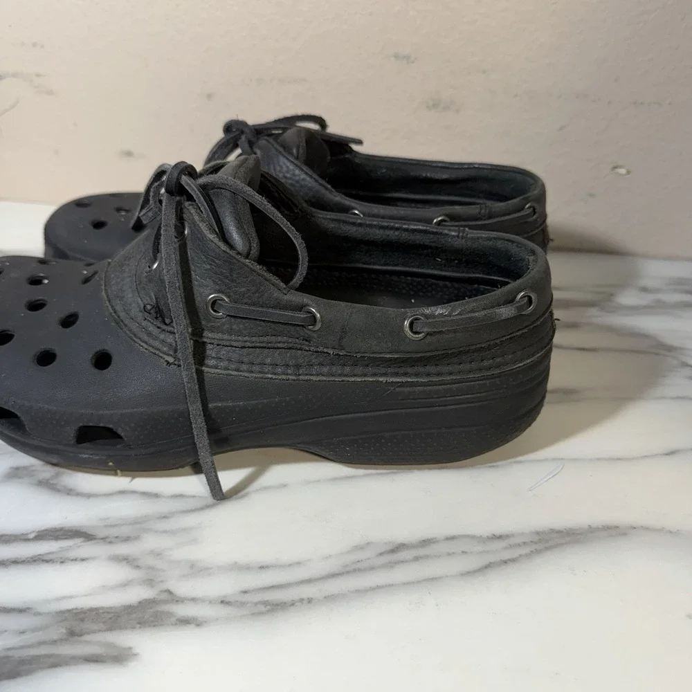 CROCS islander pitcrew