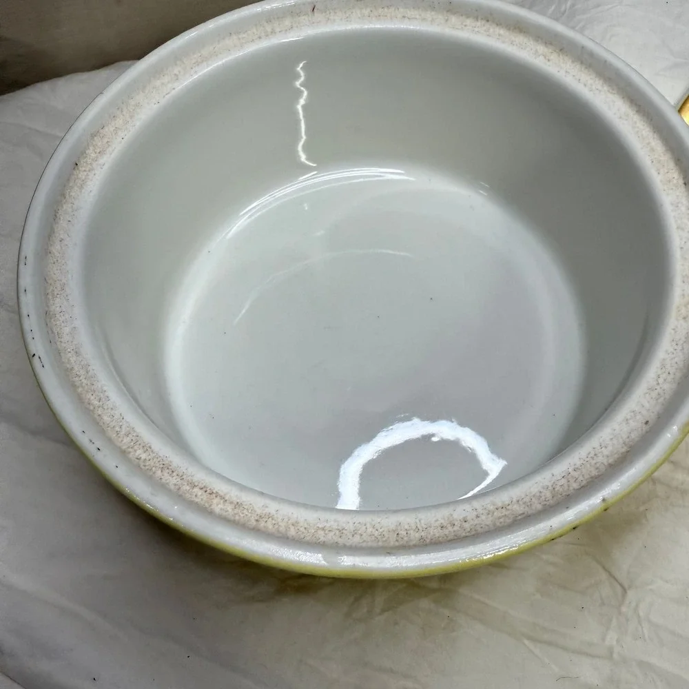 Vintage Mid‎ Century Yellow Ceramic Covered Casserole Dish Gold Trim MCM Lidded