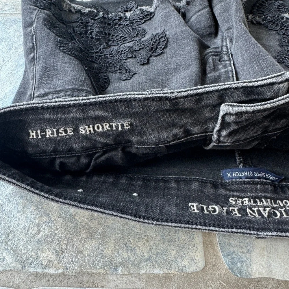 American Eagle Outfitters y2k inspired