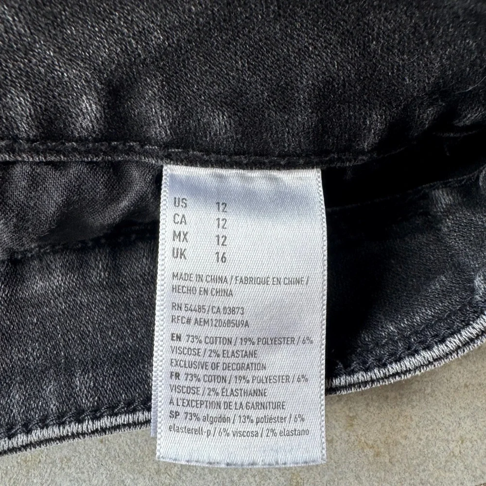 American Eagle Outfitters y2k inspired