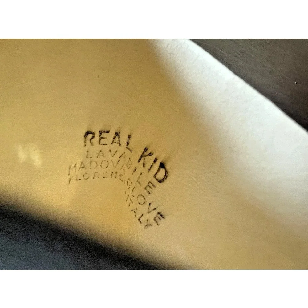 The Unbranded Brand authentic vintage