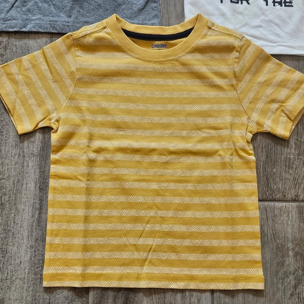 Gymboree peanuts graphic