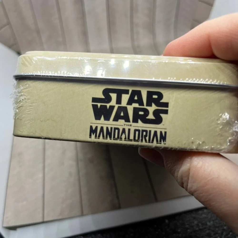 Star Wars mandalorian child