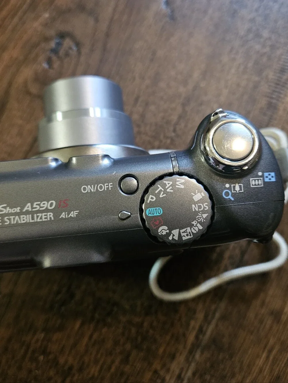 Canon powershot a590