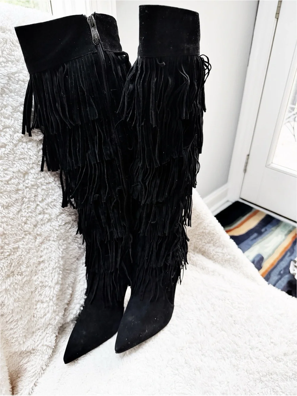 Cape Ribbon nwot elegant