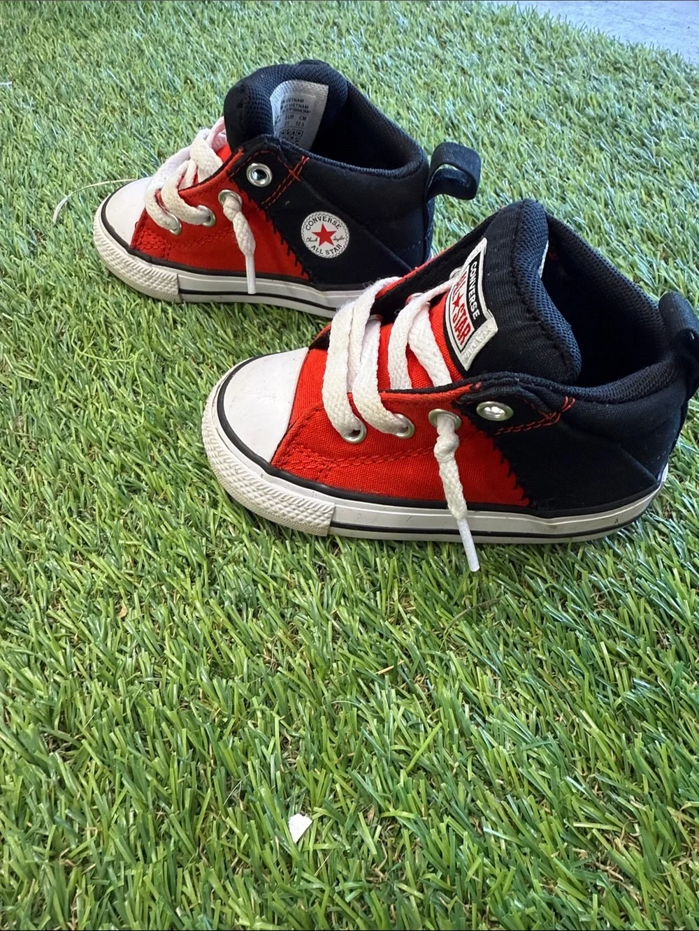 Converse‎ Kids Red and Black High-Top Sneakers with White Laces