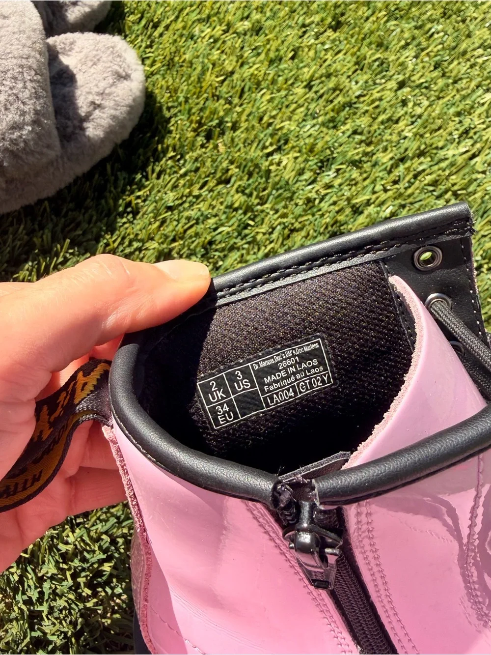 Dr. Martens shiny bubblegum