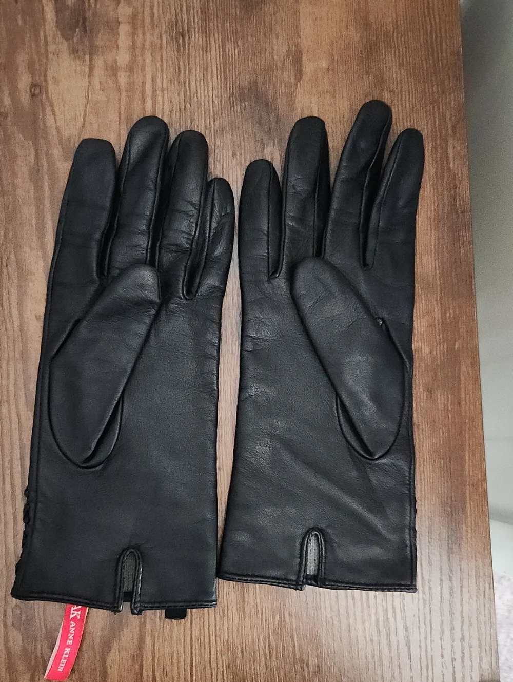 Anne Klein smooth black