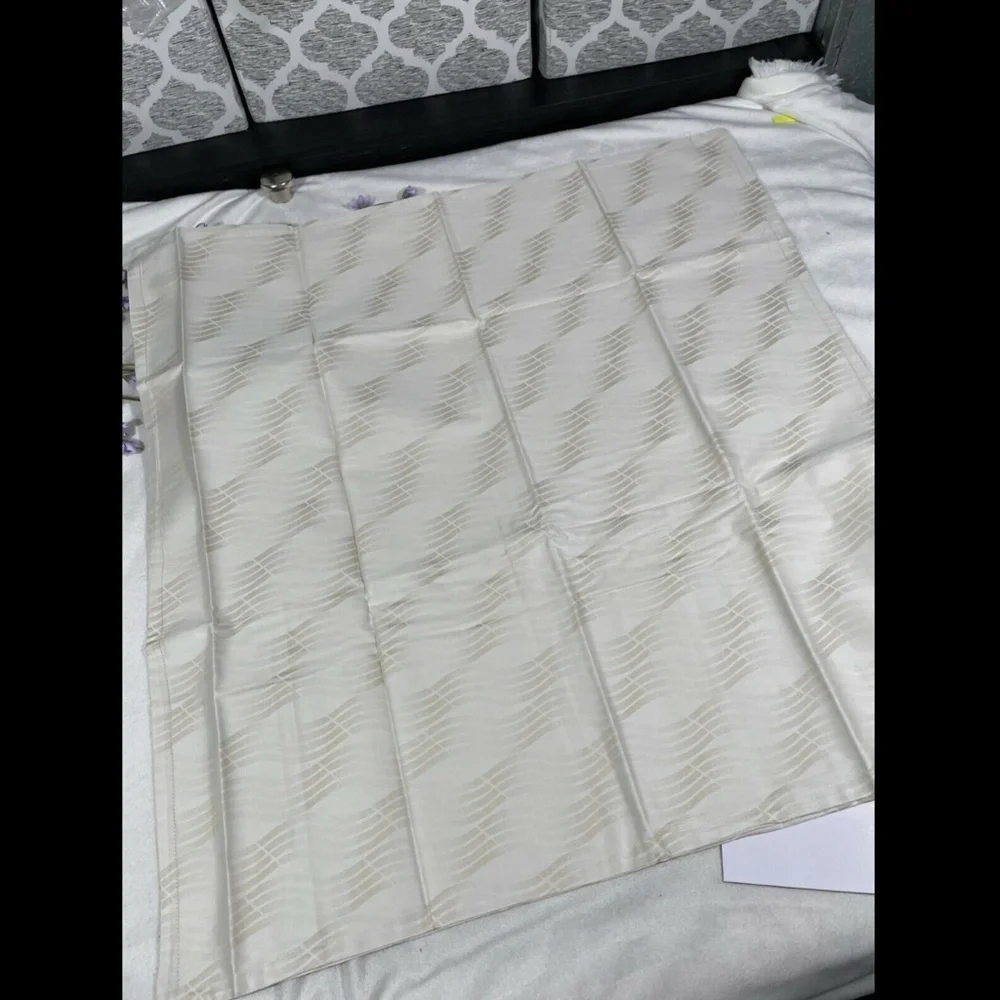 NIB SFERRA Vissio [ 1 Euro Continental] Pillow Sham Champagne 26‎ x 26