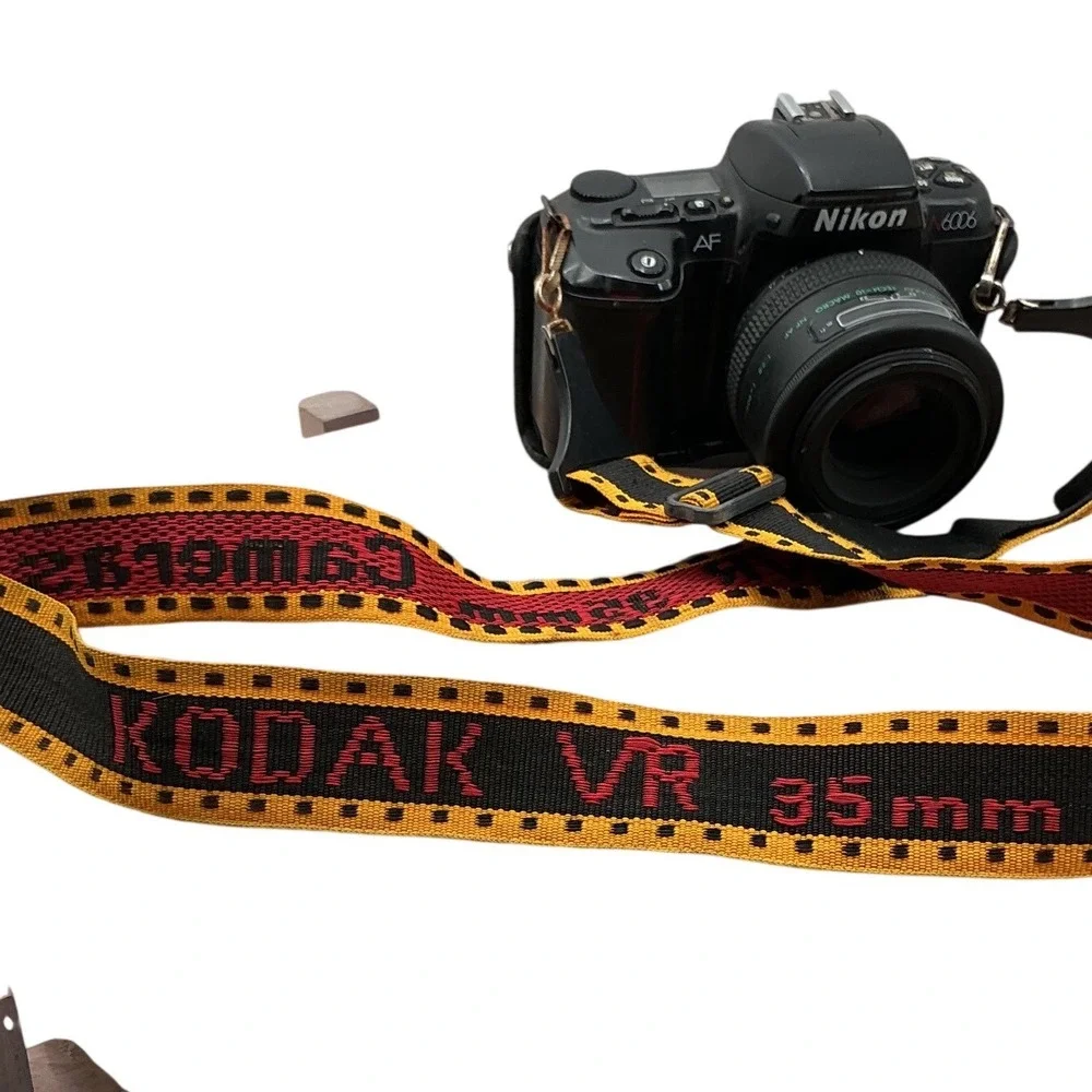 Nikon n6006 af