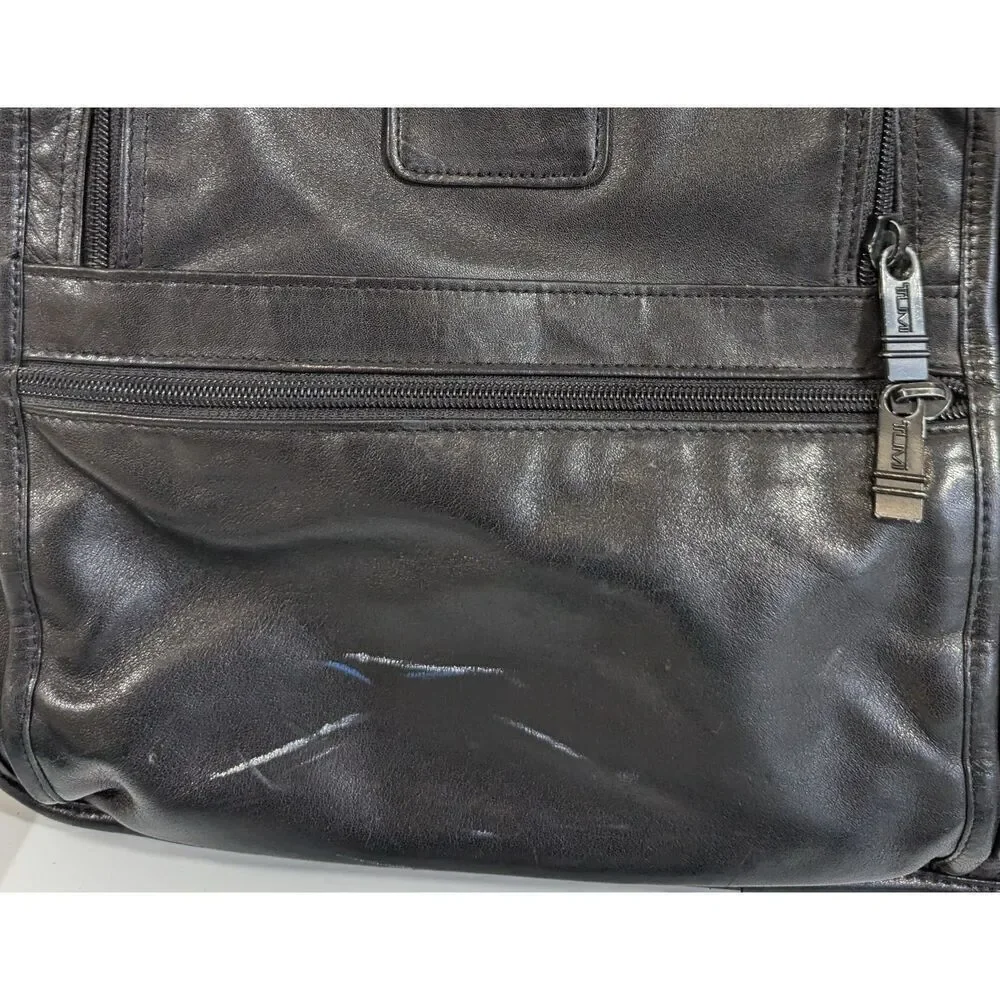 Tumi alpha expandable