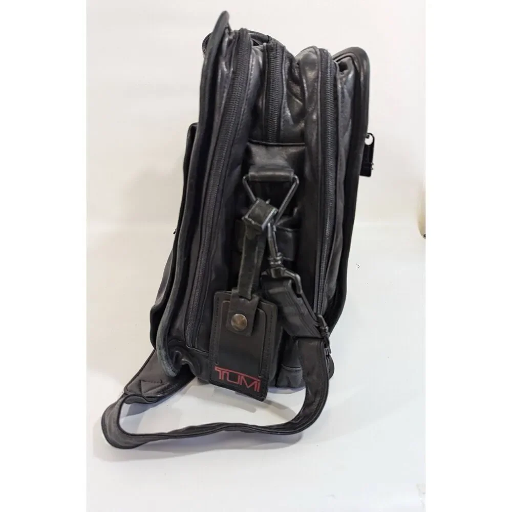Tumi alpha expandable