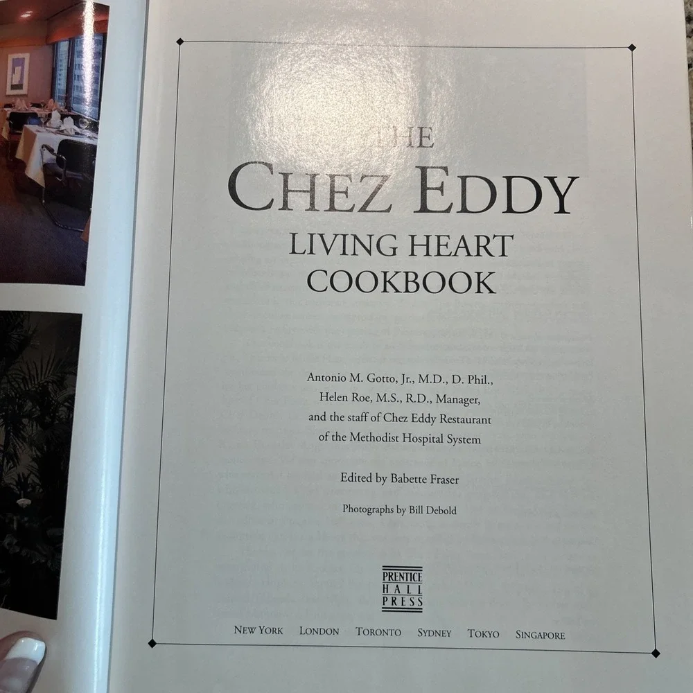 The Chez Eddy Living Heart Cookbook Hardcover 1st Edition Very Good Condition‎