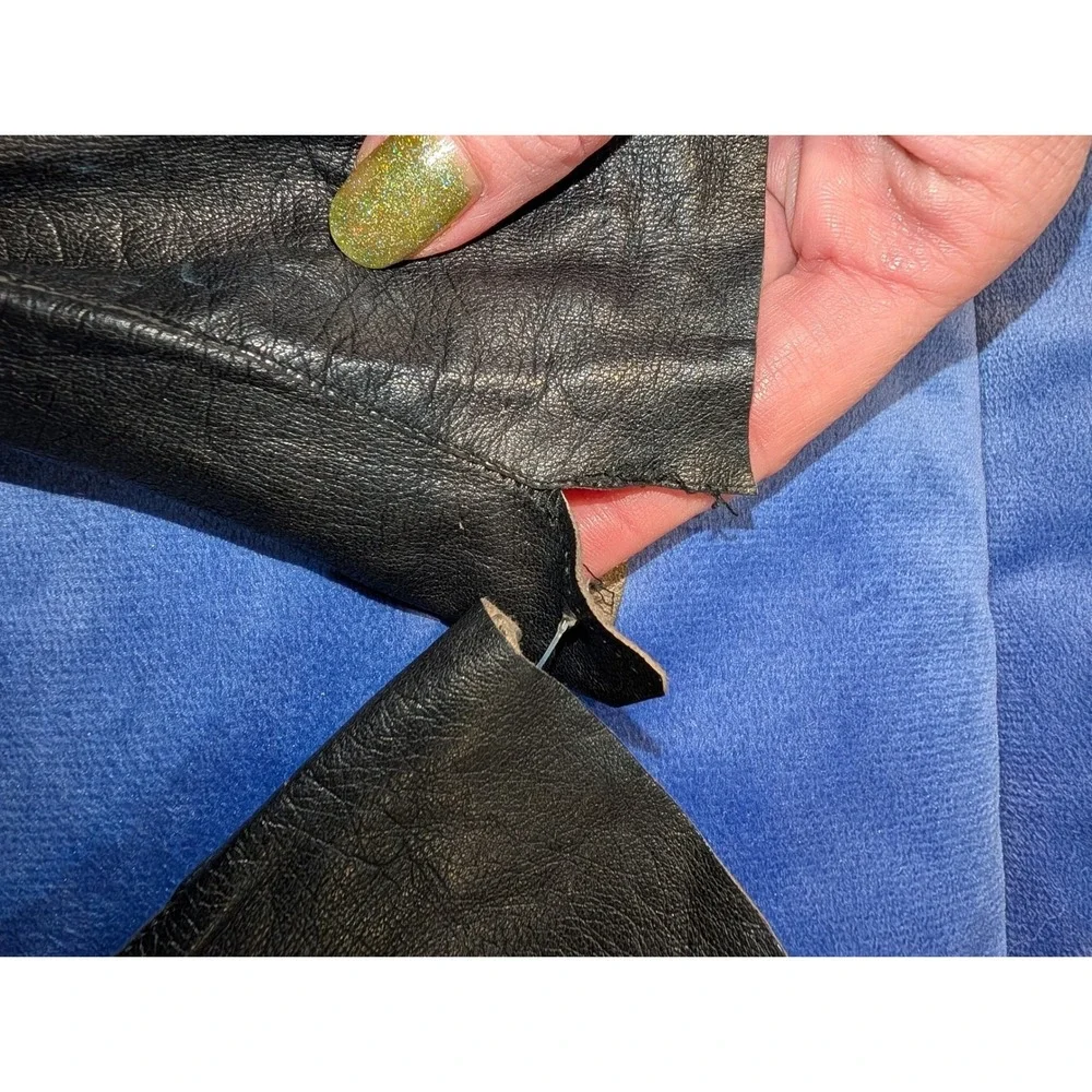 Bambergers adds elegance leather