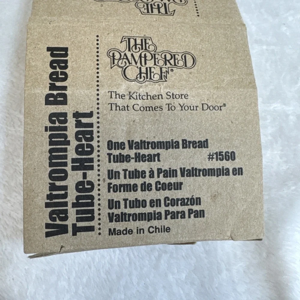 The Pampered Chef Valtrompia Bread Tube Heart Pan #1560 Made‎ in Chile