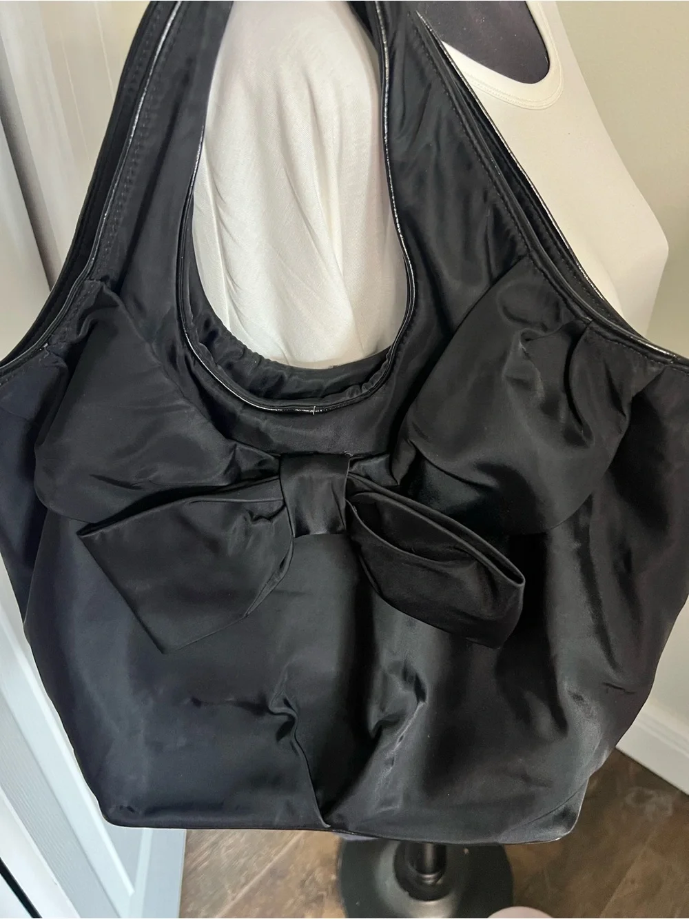 kate spade adorable lightweight