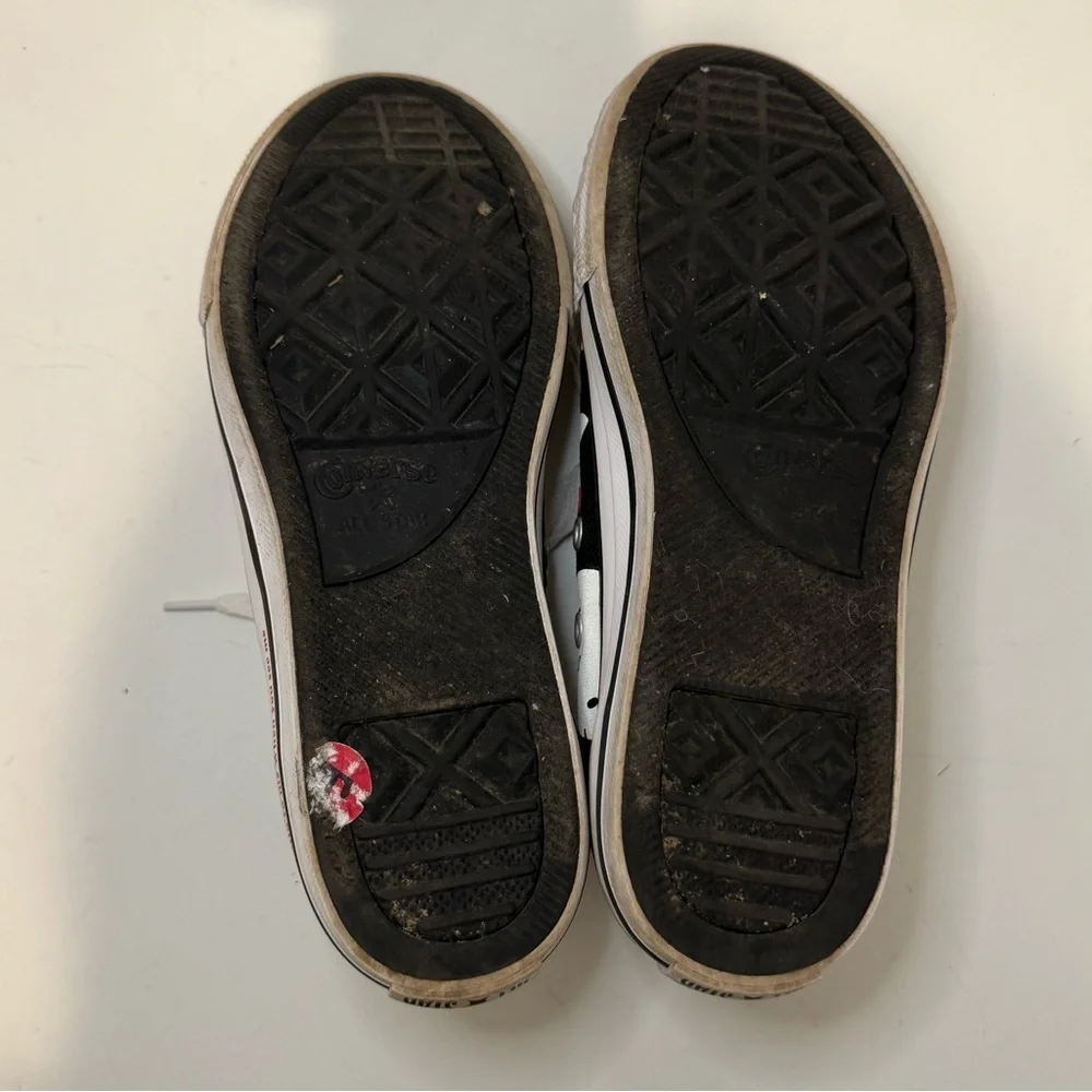 Converse hello kitty