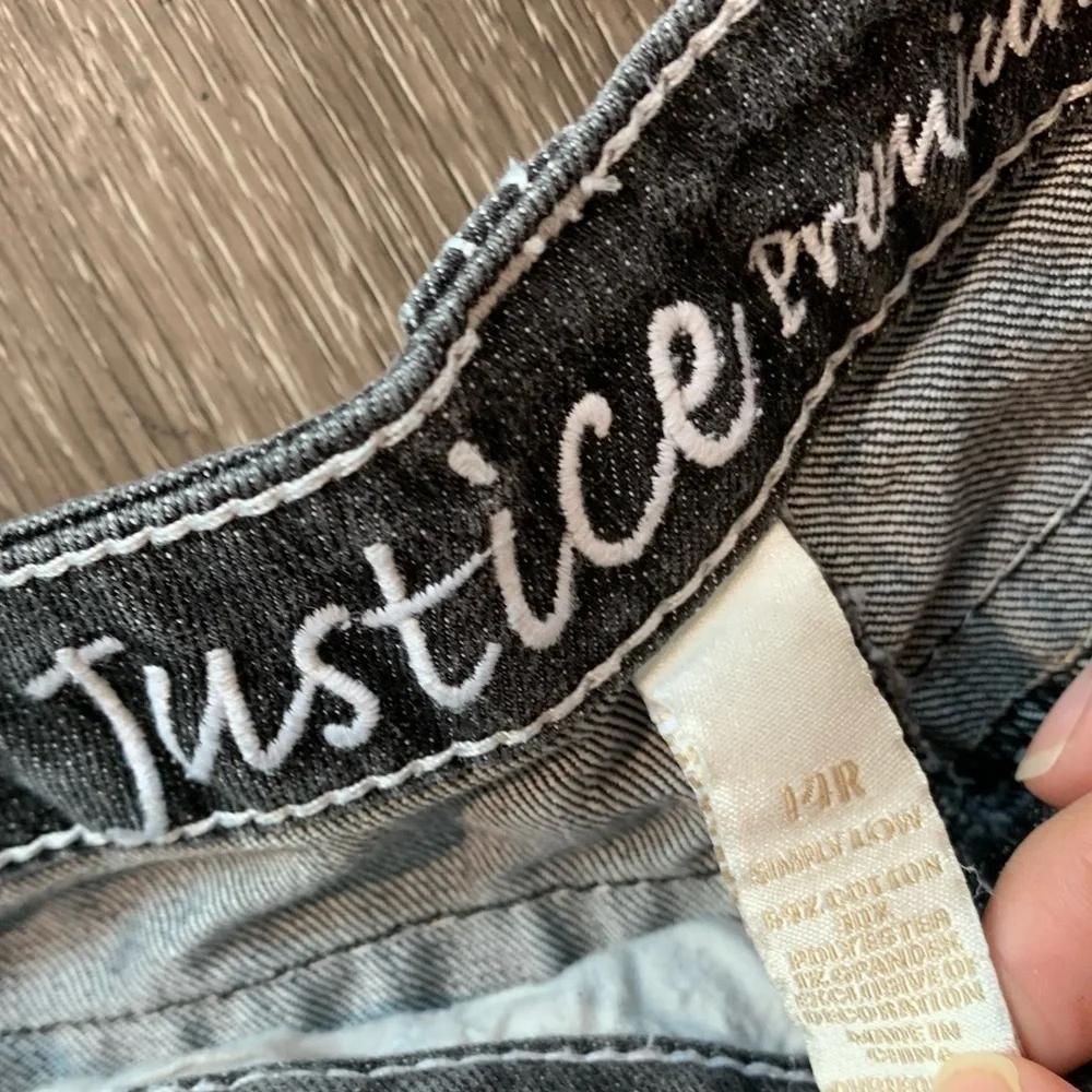 Justice excellent gently