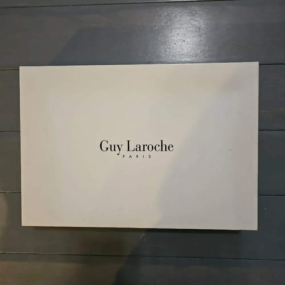 Guy Laroche guy laroche