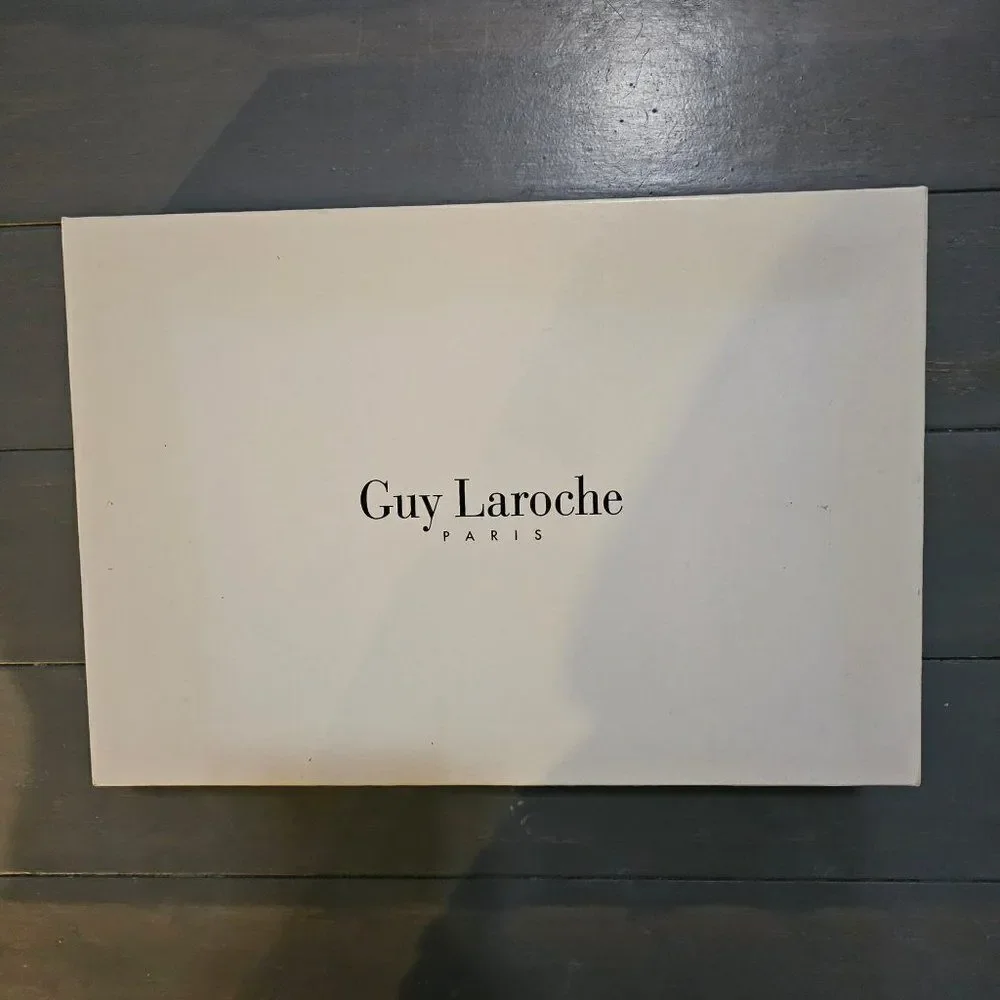 Guy Laroche guy laroche