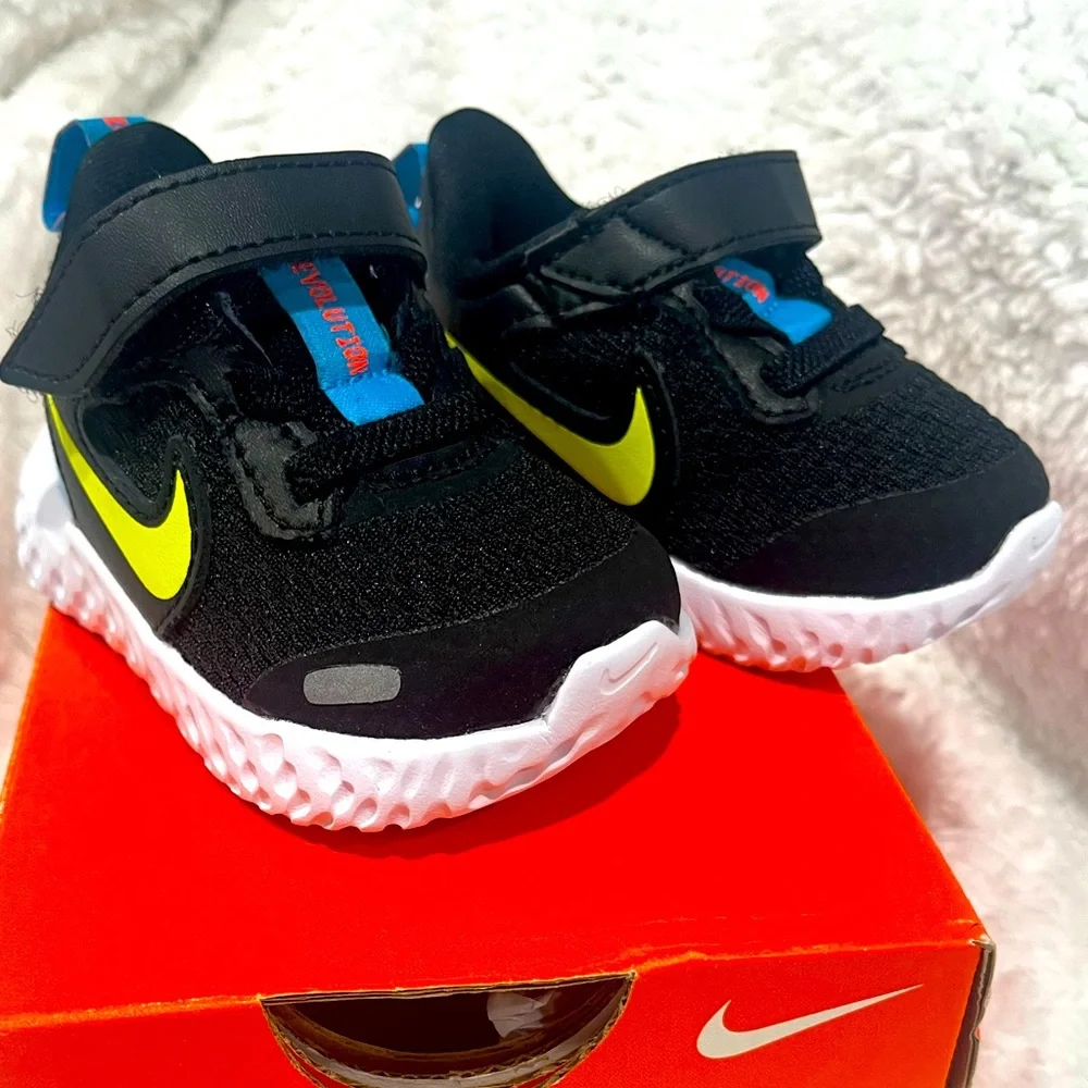 Nike unisex child