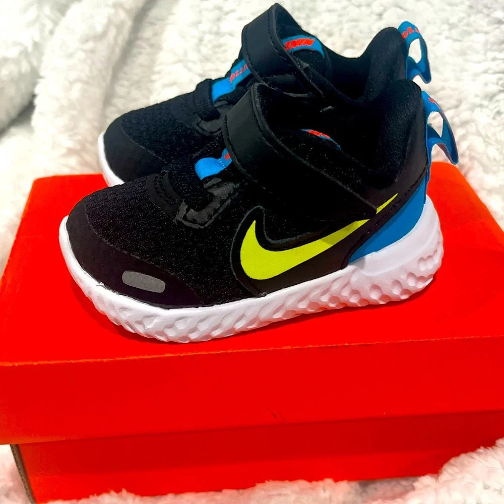 Nike unisex child
