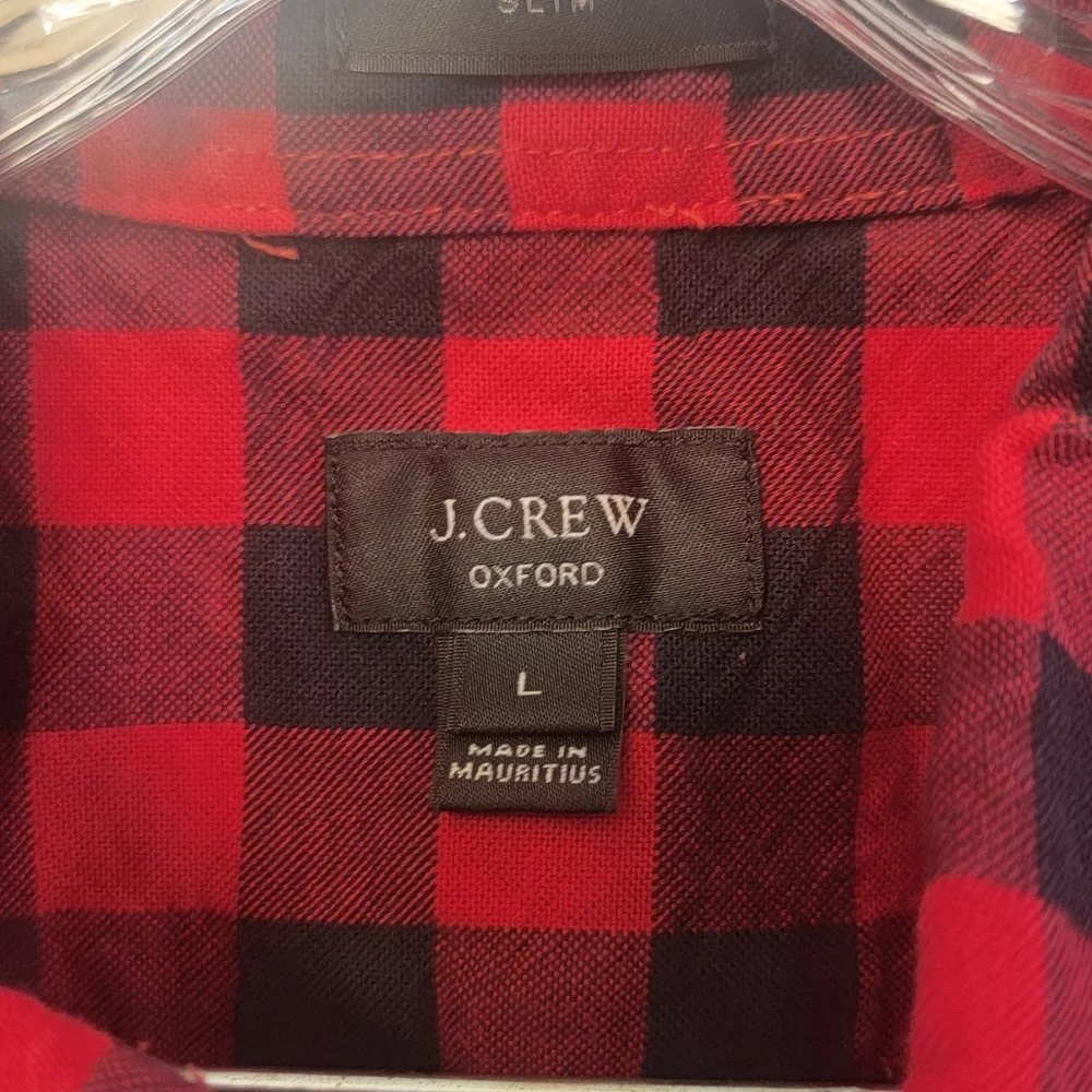 J. Crew graphic shipping another