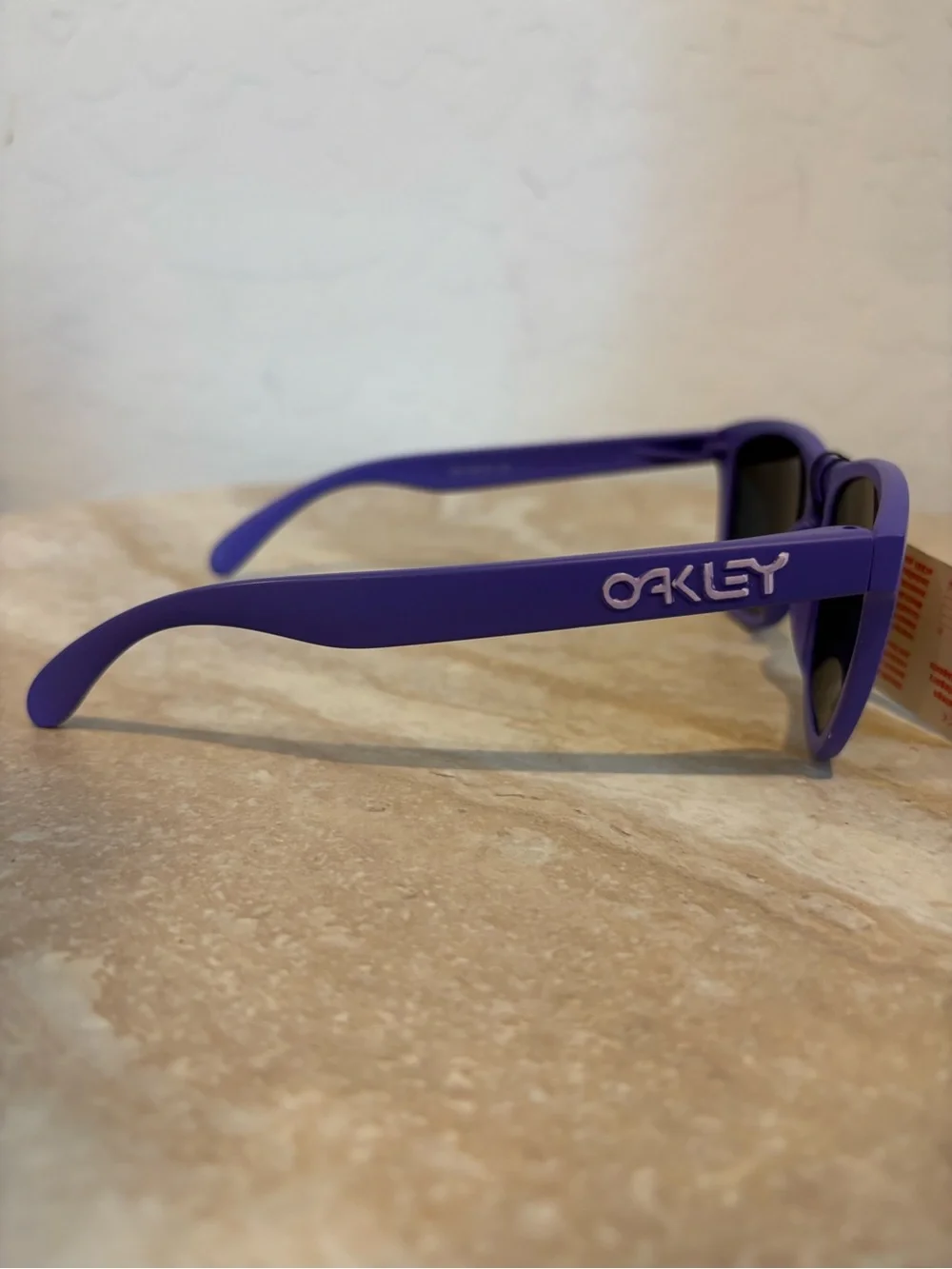 Oakley frogskin sunglasses