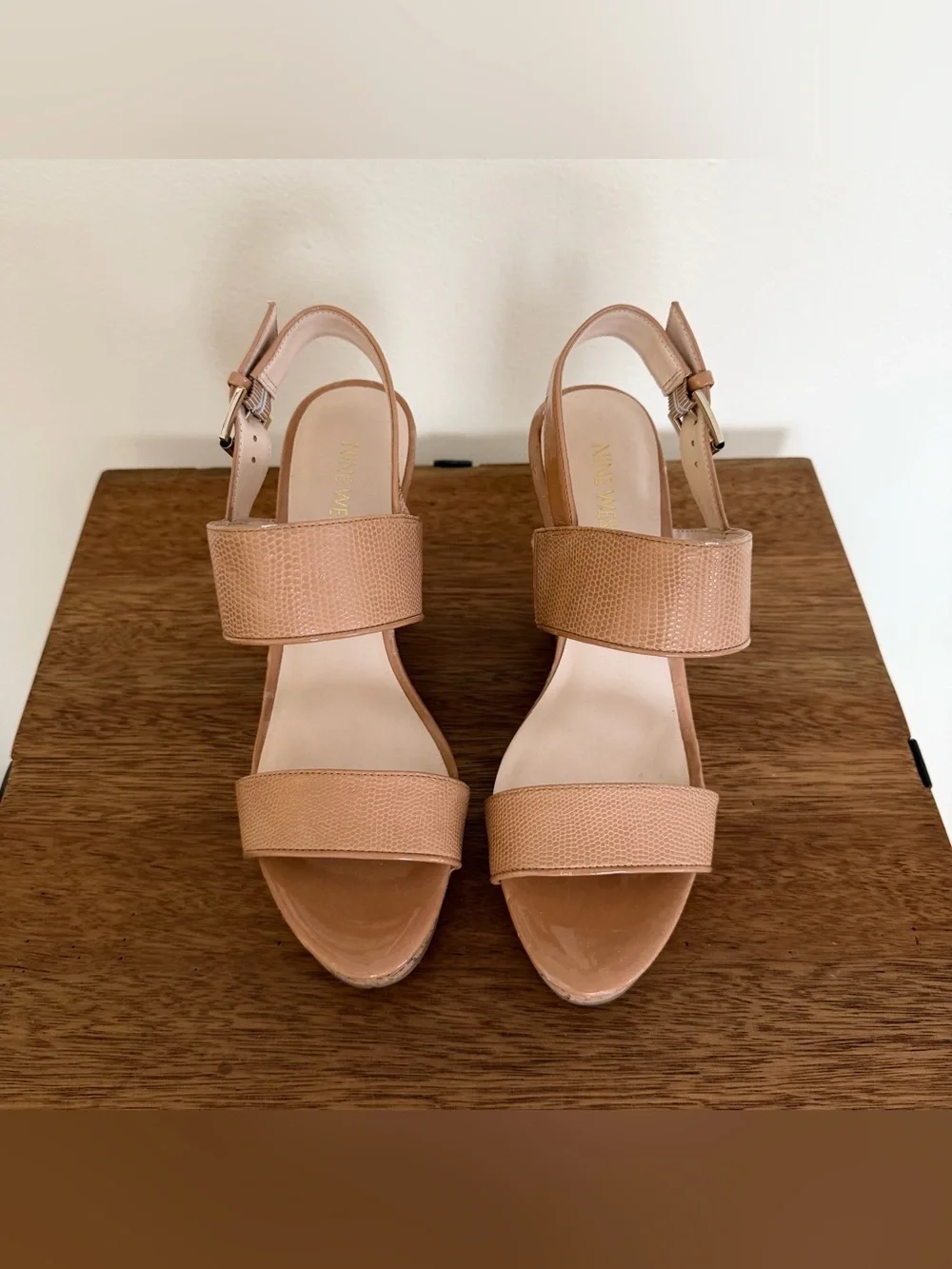 Nine West título nine