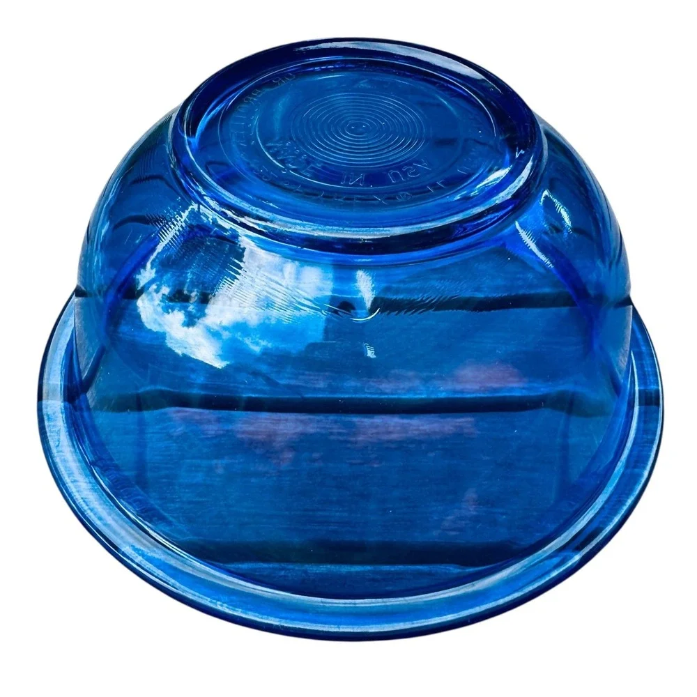 Pyrex Cobalt Blue Glass Nesting Mixing Bowls Set of 3 322 323 325 Made in USA
