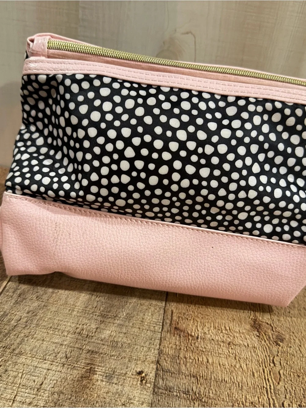 Bundle: Jewelry Tree & Pink & Black Polka Dot Cosmetic Bag