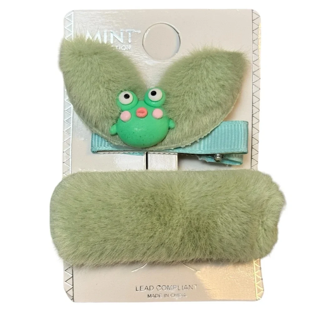Mint two plush