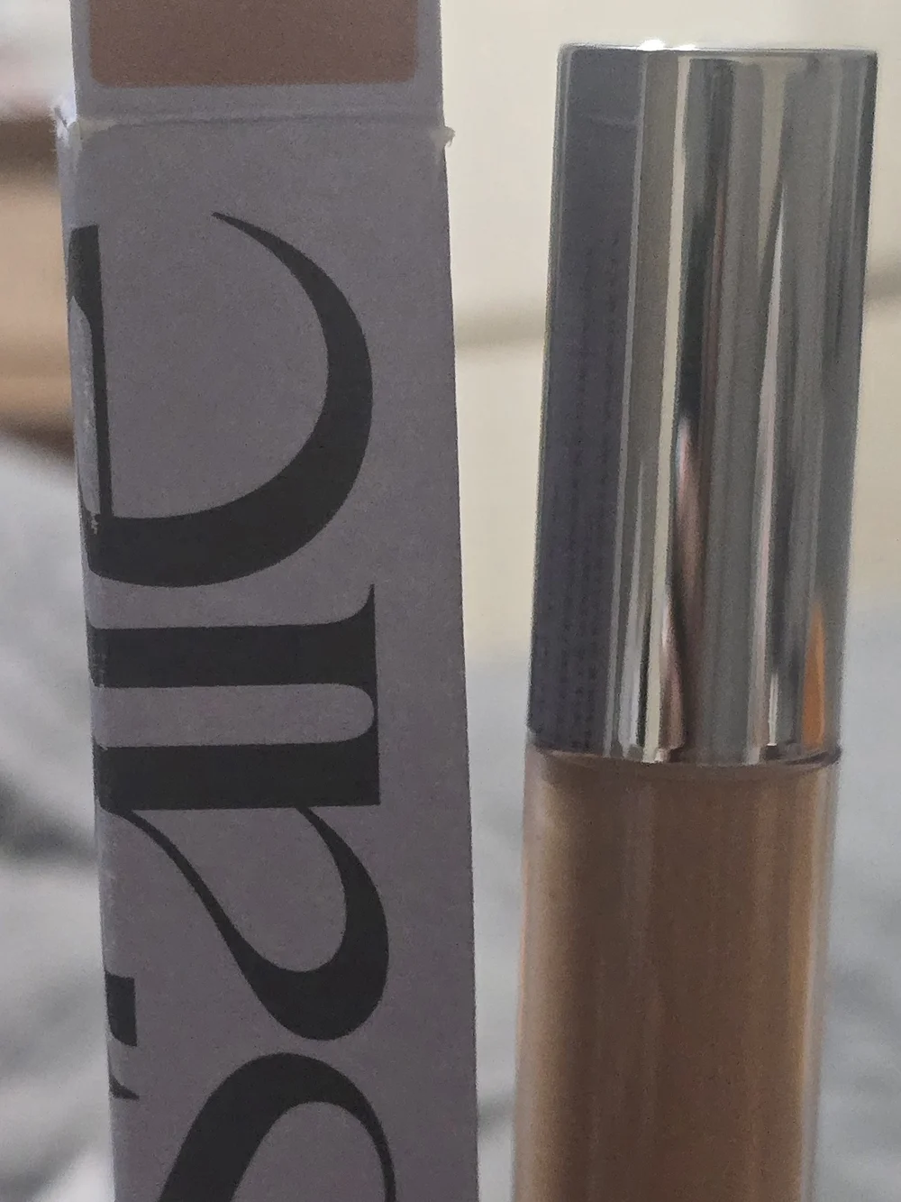 Saie creamy liquid