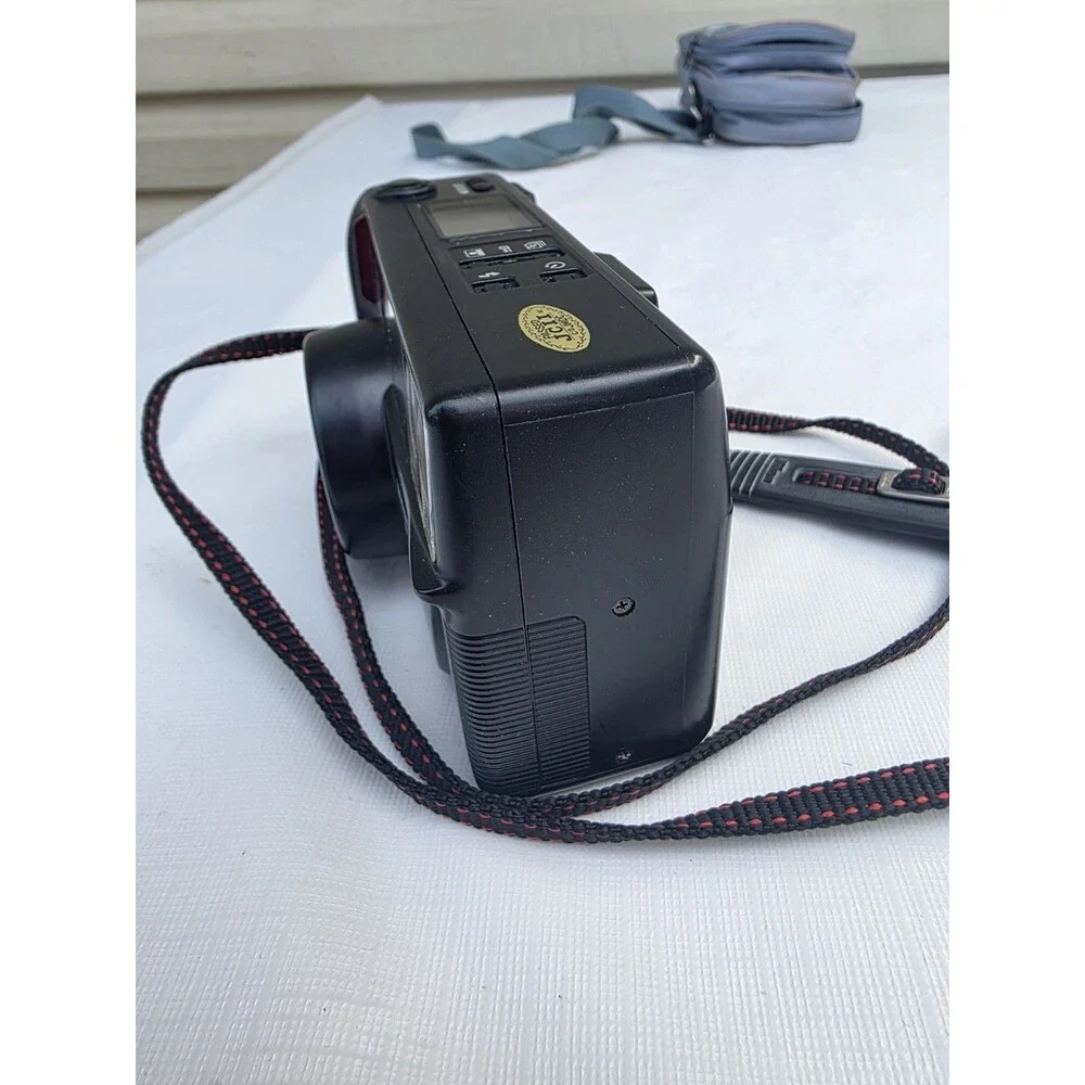 Nikon pre owned