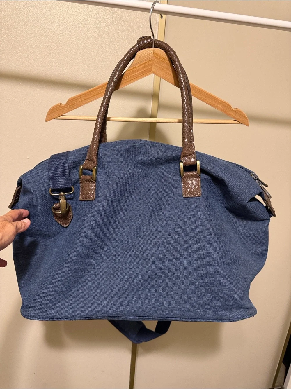 Tommy Bahama spacious blue