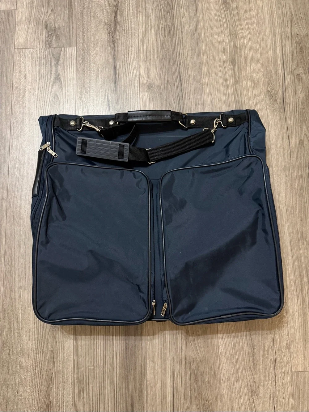 Samsonite navy travel