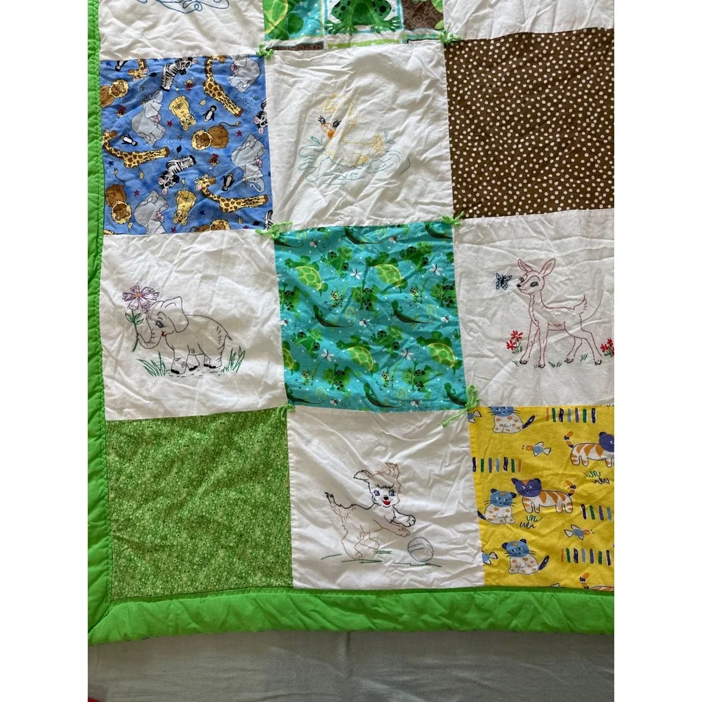 Vintage Handmade Baby Quilt Embroidered‎ Animal Patchwork Green 36x48 Nursery
