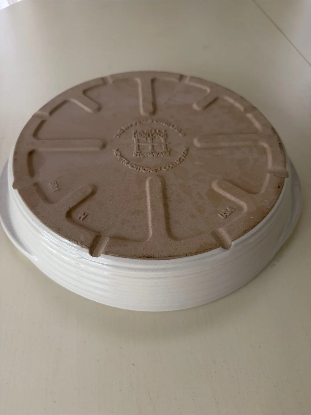 The Pampered Chef Round Stoneware Baking Dish
