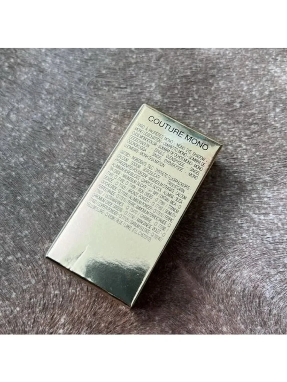 Yves Saint Laurent blending shadow