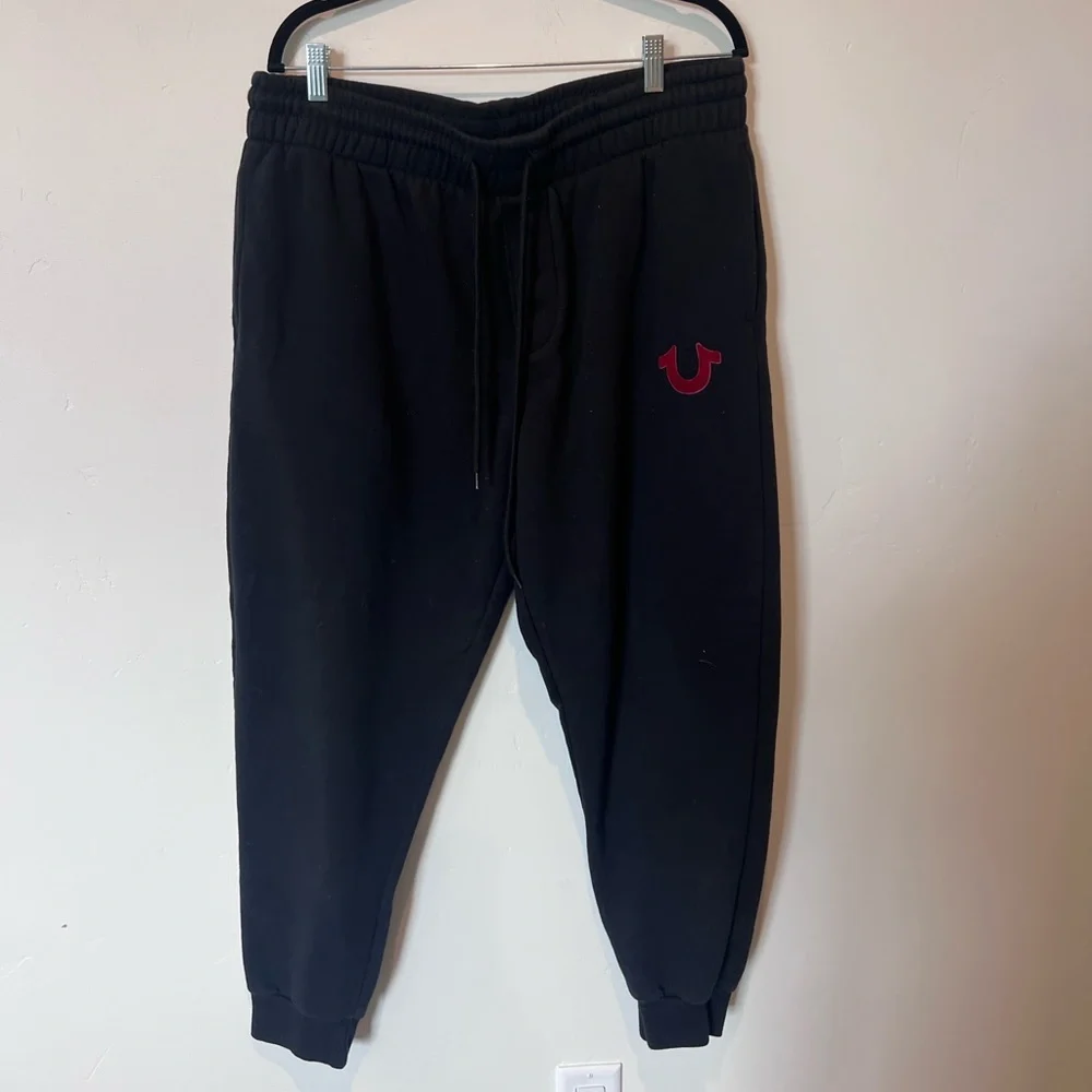True Religion Men's Black Jogger Pants Size XL Athleisure Casual Quiet Luxury