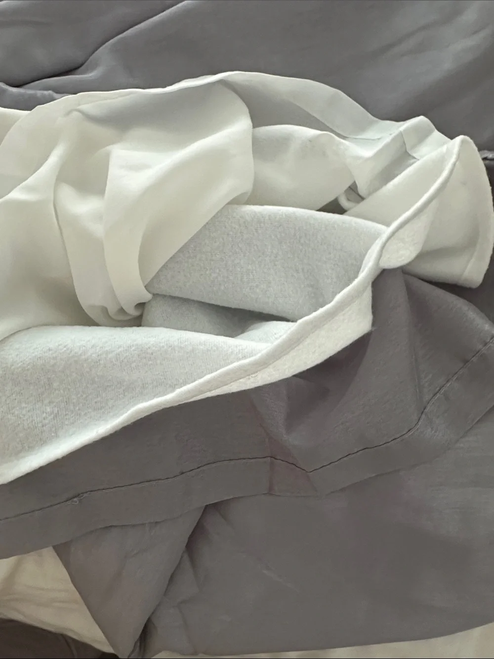 N/A pair grey