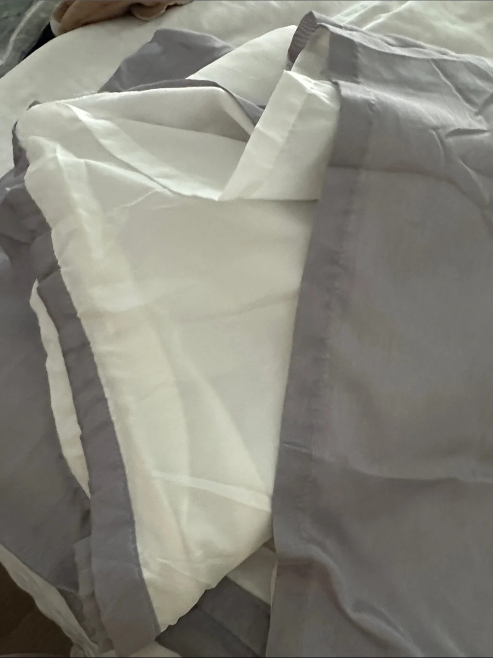 N/A pair grey