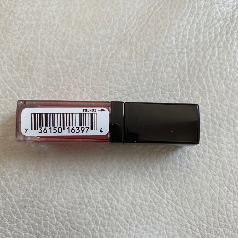 laura mercier laura mercier