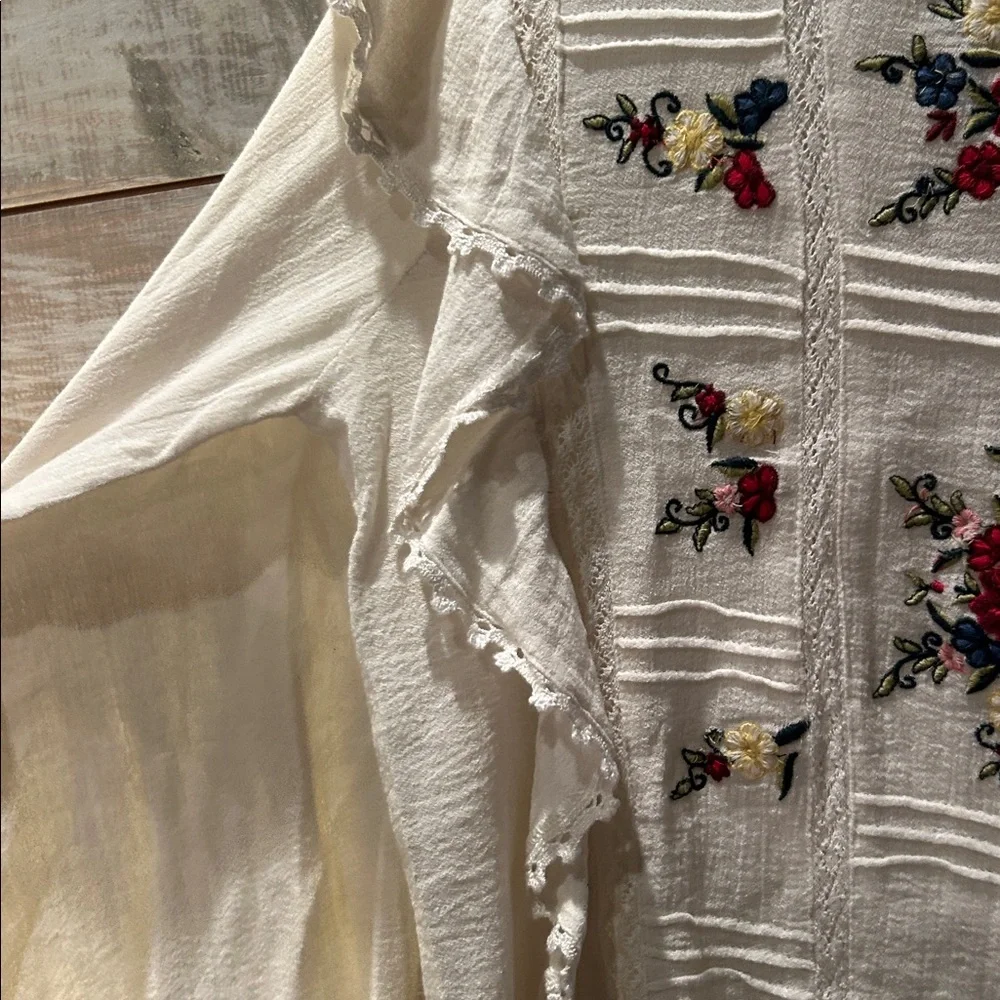 Free People floral blouse ideal