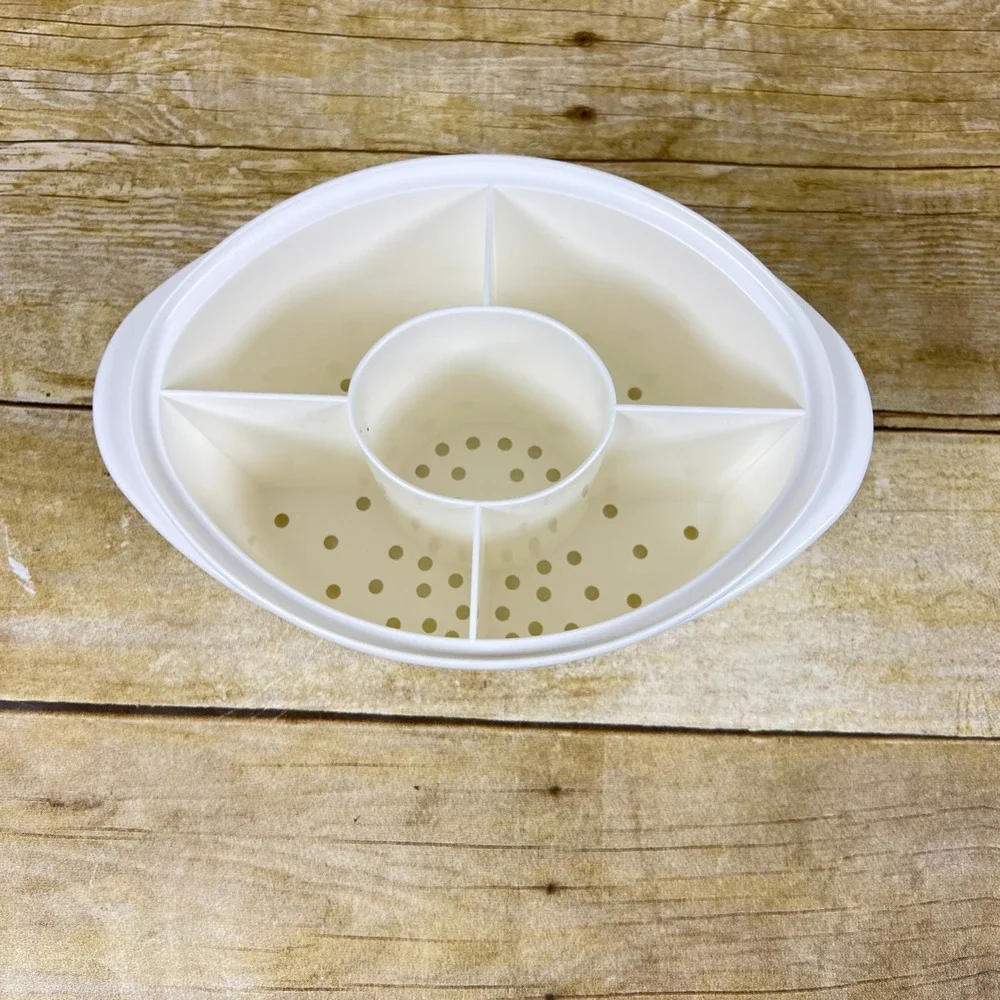 Tupperware very clean